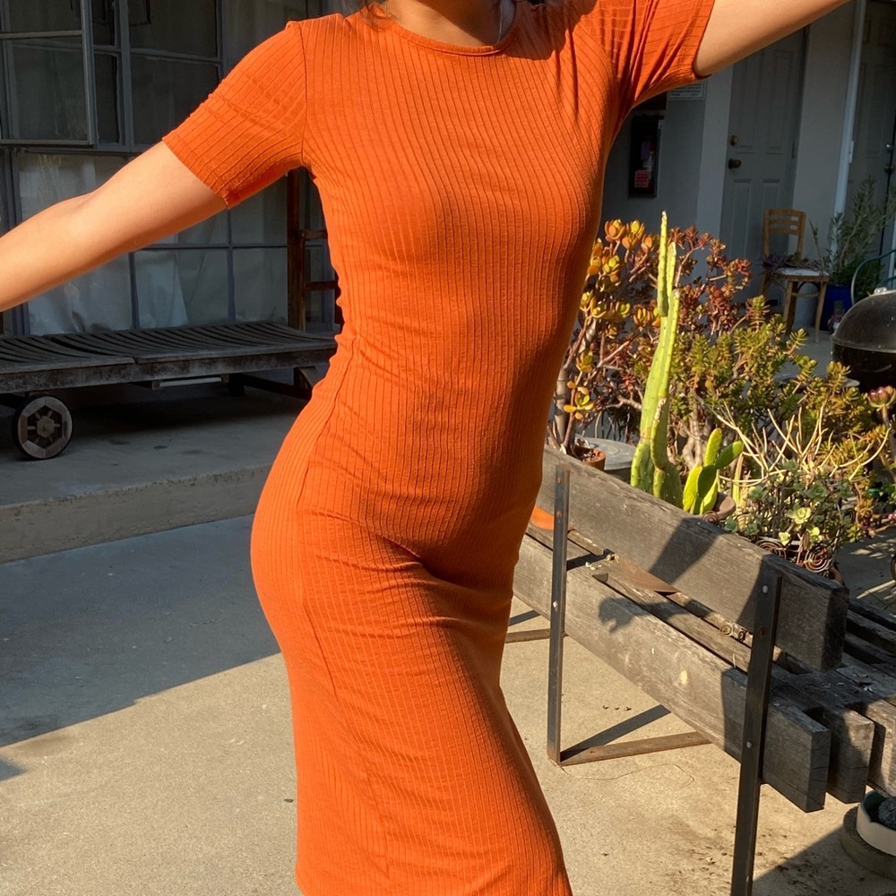 Midi orange dress